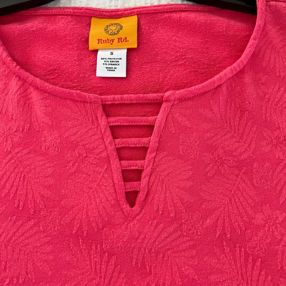Ruby Rd Coral Textured Tunic Top - Picture 2 of 5